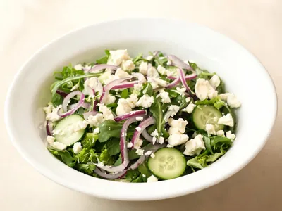 Gemischter Salat mit Tintenfisch